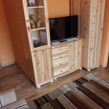 Kelemen Apartmanok Abádszalók Exterior foto